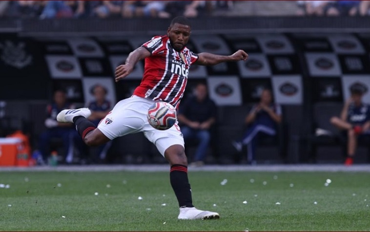JUCILEI – Ex-São Paulo, Jucilei está sem time desde fevereiro de 2020. O volante já vestiu as camisas de Corinthians, Anzhi Makhachkala, Al-Jazira e Shandong Luneng.