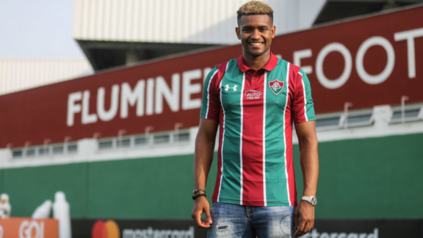 O zagueiro foi revelado pelo próprio Fluminense e, após se destacar pelo Tricolor, foi vendido ao Barcelona. Depois do clube espanhol, vestiu as camisas de Nice (França), Sassuolo (Itália), Shalhtar Donetsk (Ucrânia) e Monza (Itália). Nos últimos dias, seu anuncio para o Tricolor das Laranjeiras foi oficializado. 