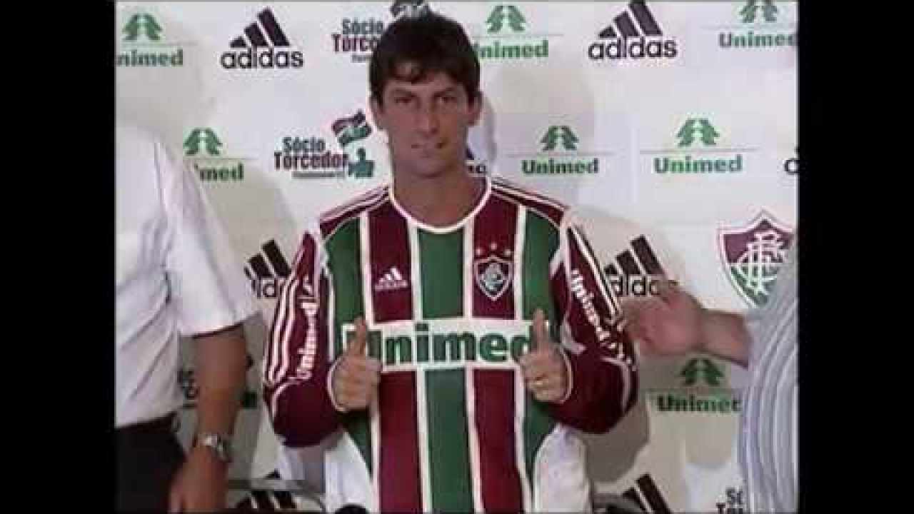ídolo no Vasco, o meia Pedrinho não repetiu o sucesso no Fluminense em 2006. Sofreu com lesões, atuou apenas em 18 jogos e marcou somente um gol. Aposentou-se em 2013 e hoje é comentarista do Grupo Globo