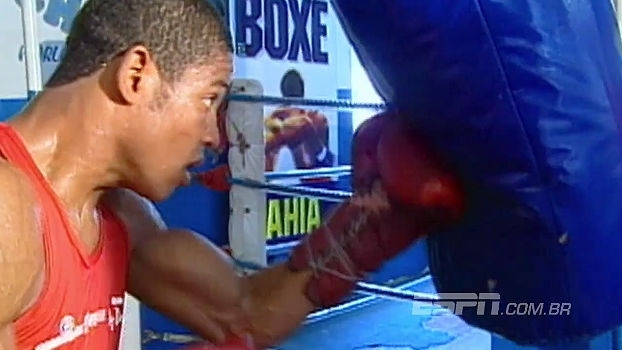 O baiano Valdemir Pereira, o "Sertão", foi campeão mundial dos penas pela Federação Internacional de Boxe, em 2006. Seu cartel teve 25 lutas, com 24 vitórias e uma derrota.