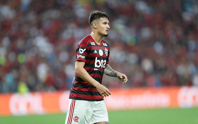 FECHADO -  Nesta sexta-feira, o zagueiro Thuler acertou a extensão de um novo vínculo com o Flamengo até dezembro de 2024. O contrato anterior de Thuler expiraria no dia 14 de julho de 2023.