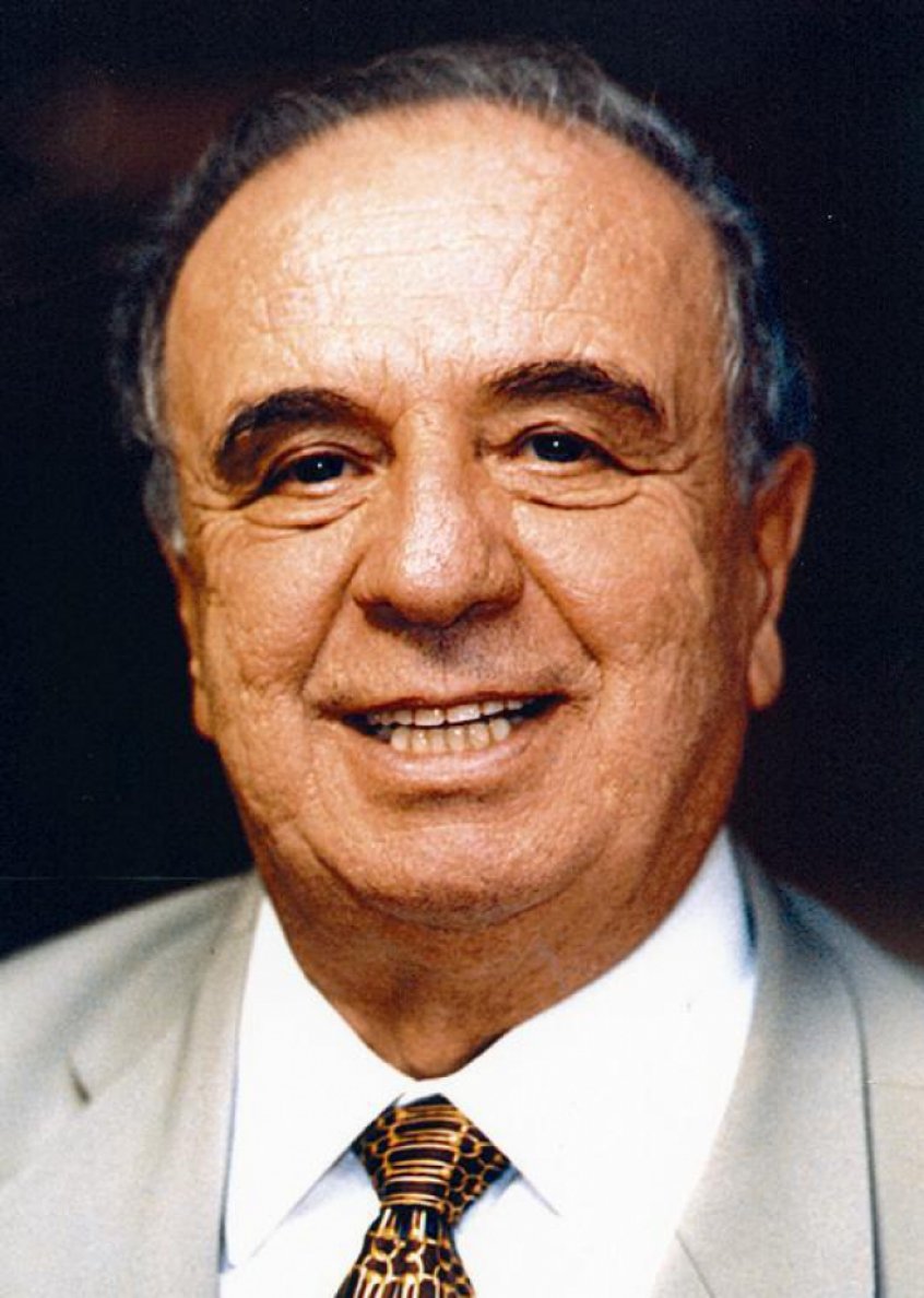 Ex-deputado e conselheiro do Palmeiras, VITOR SAPIENZA morreu aos 86 anos no dia 9 de abril. Querido no Verdão, ele não resistiu a complicações causadas pela Covid-19.