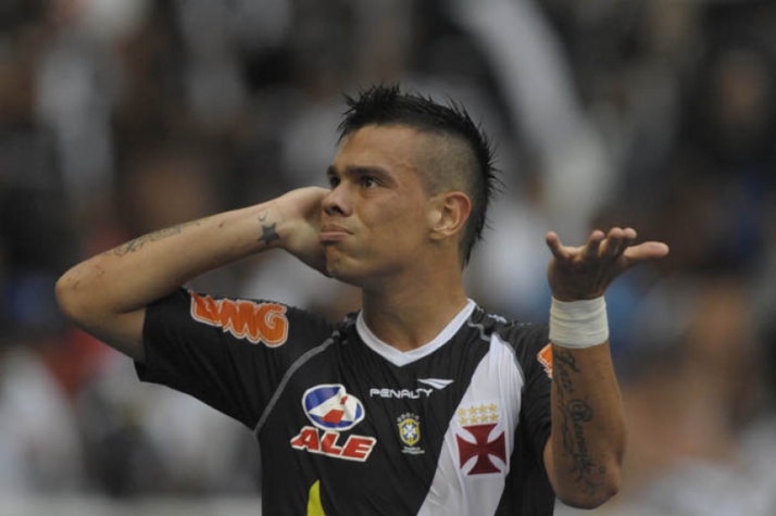 Bernardo (31 anos) - Meia - Time: Brasiliense (Série D) - Apareceu bem no Vasco e também passou por Palmeiras, Cruzeiro e Santos.