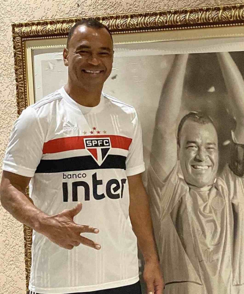 Cafu: um dos melhores laterais-direitos da história, atualmente Cafu é embaixador da Fifa e da Copa do Mundo de 2022, no Catar, além de outras funções desempenhadas na parte interna do futebol.