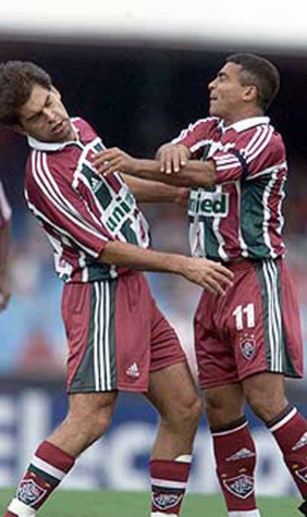 2002 - São Paulo 6 x 0 Fluminense - No jogo pelo Brasileirão, que ficou marcado pela agressão de Romário ao zagueiro Andrei, companheiro de Flu, o Tricolor Paulista venceu com gols de Luis Fabiano (2), Julio Baptista, Kaká, Régis e Leandro Amaral.