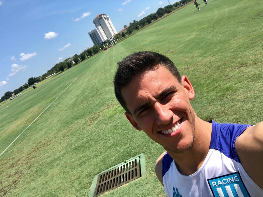 Matías Rojas (Racing) - atacante de 24 anos - valor de mercado:  33 milhões de reais.