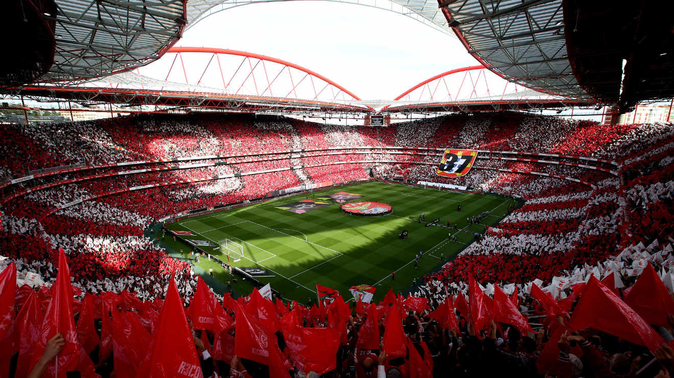 6 - Benfica (POR) Jogos:258/ Vitórias:114/ Empates:59/ Derrotas:85 GM: 416/ GS: 299/ Títulos: 2