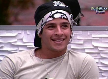 Campeão em 2008 no reality show, Rafinha é corintiano "roxo". Ele já assumiu ser maluco pelo Timão.