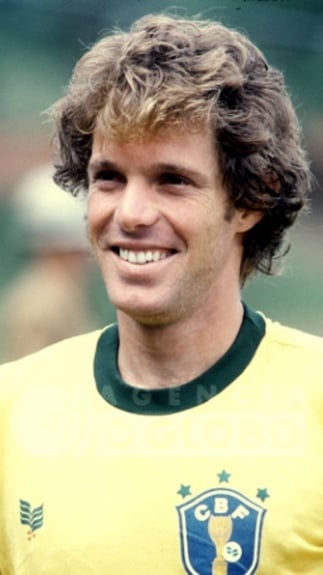 PEDRINHO (LE, Vasco) - Uma das opções para a lateral esquerda da Seleção de 1982, trabalha atualmente como empresário de atletas.