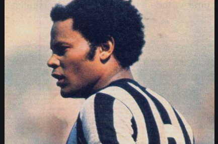 Nesta quarta-feira está completando um ano da morte de Rodrigues Neto, um dos maiores laterais-esquerdos do futebol brasileiro, de muito sucesso nos anos 70 e que disputou a Copa de 78. Aproveitando a data, o L! relembra o Top10 histórico da posição no país da bola. Veja se você está de acordo