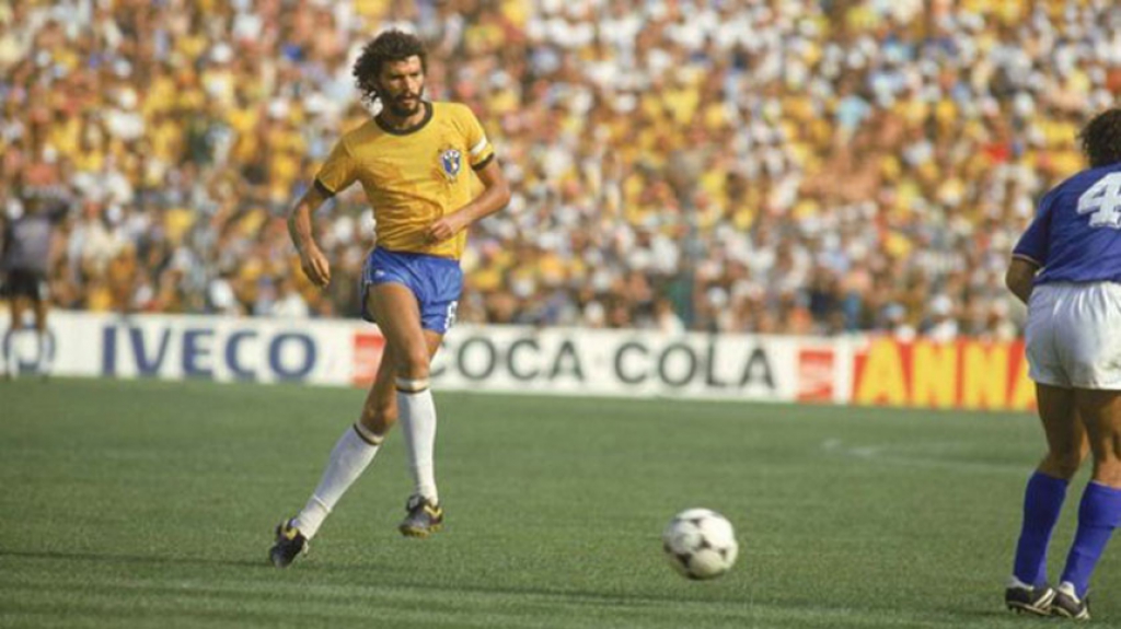 Ídolo do Corinthians, Sócrates fez parte da icônica Seleção Brasileira de 1982.