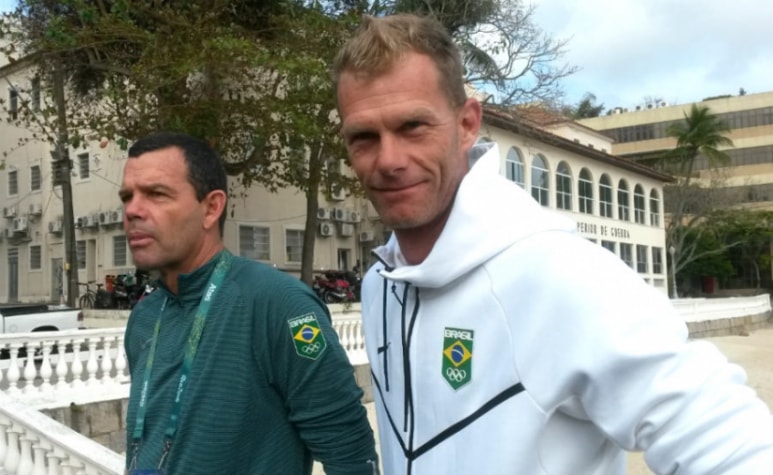 Dois velejadores, Torben Grael e Robert Scheidt, são os brasileiros recordistas de medalhas olímpicas. Cada um deles subiu ao pódio cinco vezes. Torben acumulou dois ouros, uma prata e dois bronzes. Já Scheidt foi duas vezes medalha de ouro, duas prata e uma bronze.