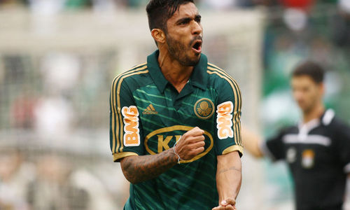 5) Vilson: 5 gols (jogou em 2013, em 32 partidas)