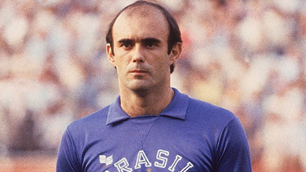 Waldir Peres (São Paulo) - 617 jogos.