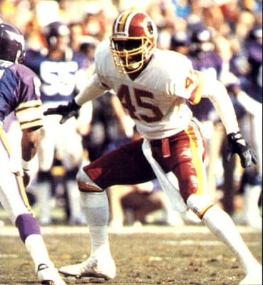 No Super Bowl XXII, em San Diego, o Washington Redskins conquistou o seu segundo título na história ao derrotar o Dever Broncos, por 42 a 10.