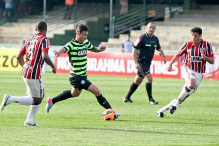 O Coritiba liderava o Campeonato Brasileiro na 5ª rodada da edição de 2013. O Coxa somava, na época, 11 pontos. A equipe fechou a competição na 11ª colocação.