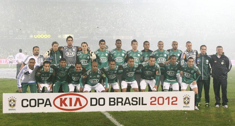 Jogo de ida da final de 2012: Palmeiras 2 x 0 Coritiba - Na volta, as equipes empataram em 1 a 1 e o Palmeiras foi campeão.