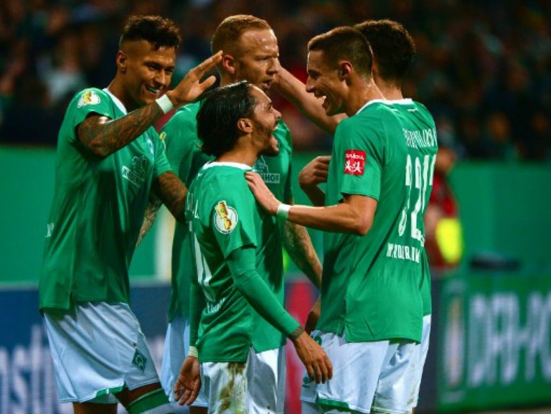 Werder Bremen- Pontos: 18 / Jogos: 24 / Vitórias: 4/ Empates: 6 / Derrotas: 14 / Gols: 27