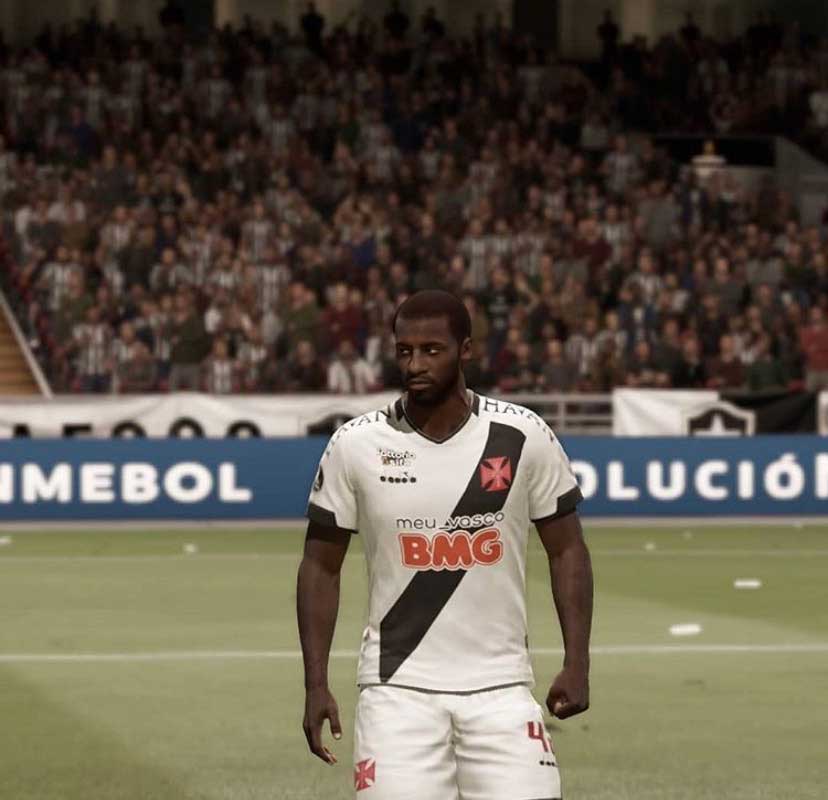 "Anunciado" por candidato à presidência do Vasco, Yaya Touré virou protagonista de memes entre clubes cariocas