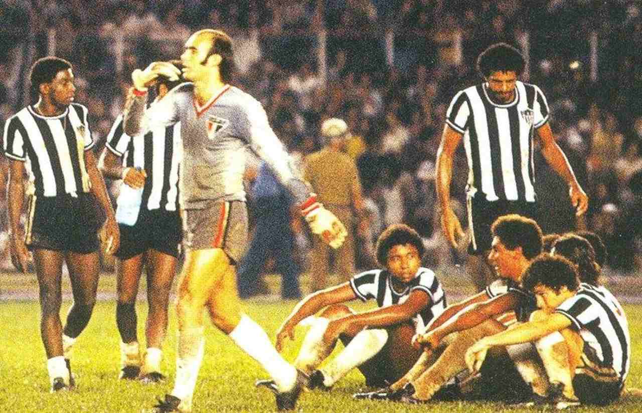 Contudo, o Galo teve uma das perdas de títulos mais dolorosas de sua história no Brasileirão. Em partida disputada em 5 de março de 1978, o Galo empatou em 0 a 0 com o São Paulo no tempo normal. Nos pênaltis, o Tricolor paulista do goleiro Waldir Peres e de Mirandinha e Zé Sérgio venceu por 3 a 2 no Mineirão. 