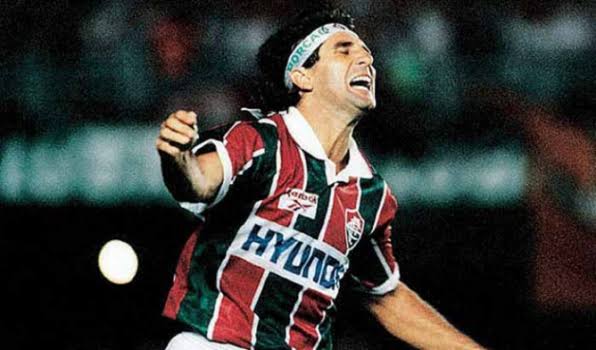  Fla x Flu final do Carioca-1995 (domingo, TV Band, 14h)  - Reveja o jogaço que teve gol de barriga de Renato Gaúcho e valeu o caneco do Carioca para o Tricolor, com narração do lendário Januário de Oliveira.