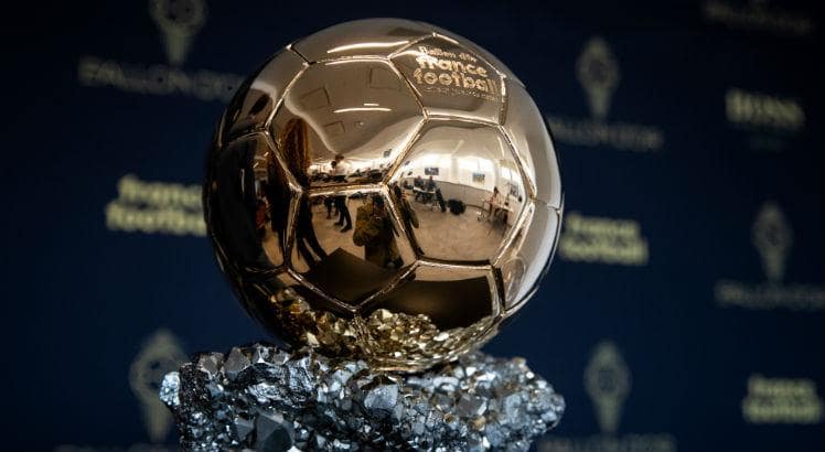 50 - Bola de Ouro (France Football)