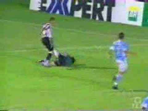 No ano seguinte, o Botafogo deu a volta por cima e retornou à elite do futebol brasileiro. Em 22 de novembro de 2003, o Glorioso venceu o Marília por 3 a 1, com gols de Sandro e Camacho, garantindo o acesso, no mesmo Caio Martins.