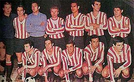 Estudiantes da Argentina - Em 1969 e 70, o time argentino conquistou um bicampeonato invicto da Copa Libertadores da América.