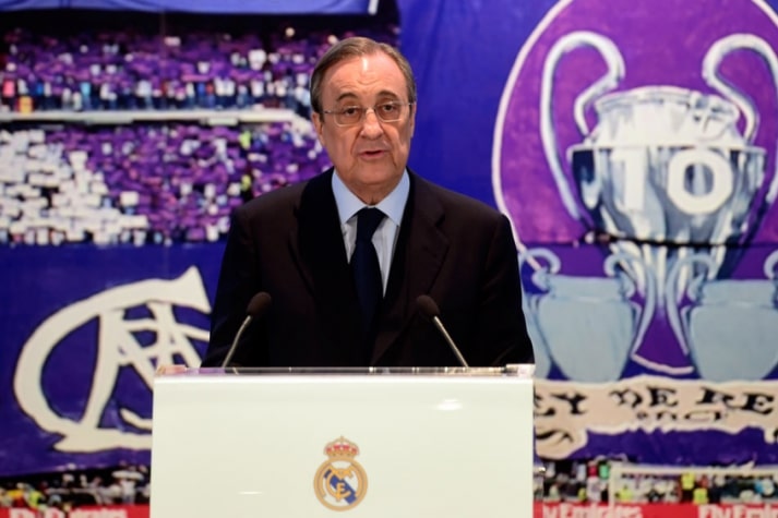 Abordado por torcedores que pediam a volta do ídolo, o presidente do clube, Florentino Pérez (foto), ironizou a possibilidade: 'Cristiano Ronaldo outra vez? Mas ele já tem 38 anos', disse.