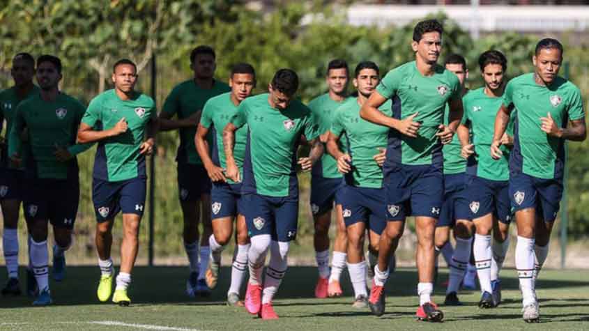 Fluminense - O Tricolor chegou a um acordo com o elenco para reduzir os salários dos atletas. Porém, a diminuição dos vencimentos não terá um valor fixo, sendo descontado gradualmente entre 15% e 25% do total recebido por cada jogador a partir de maio. Inicialmente, os pagamentos de junho serão feitos sem descontos, caso as competições sejam retomadas, podendo haver mudanças, que vão depender de nova negociação. 