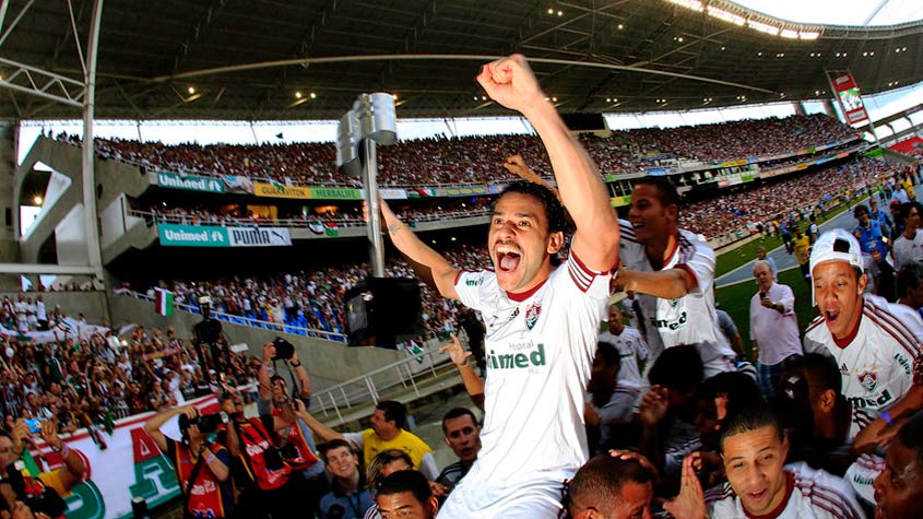  Brasileiro 2012, Fluminense x Palmeiras - Domingo, 16h (Globo RJ e parte da rede) - Relembre como foi a conquista do tricampeonato brasileiro pelo Fluminense, comandado por Fred. 