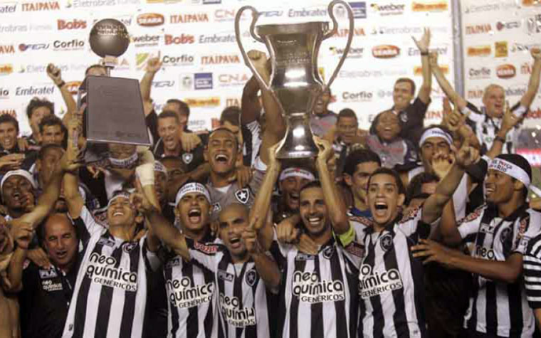 Por fim, o Botafogo conquistou o Campeonato Carioca 2010 ao vencer os dois turnos da competição: Taça Guanabara e Taça Rio.