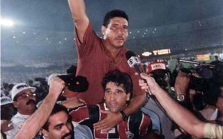 Joel Santana foi o treinador que conduziu o Fluminense na esperada conquista do Estadual. Ele seguiu no clube até o fim do ano, levando a equipe até a semifinal do Brasileiro (quando foi eliminado para o Santos). No ano seguinte, aceitou o convite para assumir o Flamengo, onde também seria campeão carioca no ano seguinte.
