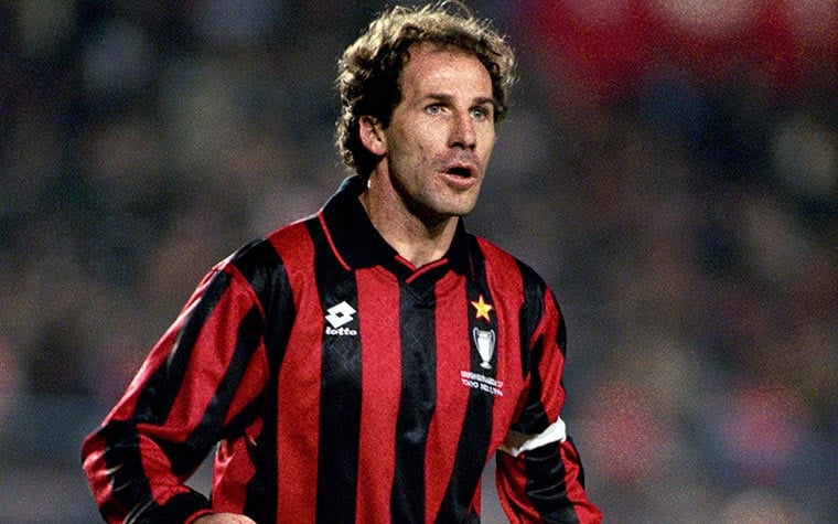 Seu estilo de jogo o fez ser considerado um dos maiores de todos os tempos ao lado de Paolo Maldini e outros nomes de destaque. Jogava em qualquer lugar da defesa, mas se destacou como zagueiro e líbero. Por conta disso, venceu vários prêmios individuais, como a Bola de Prata da revista France Football, em 89, e jogador do século do Milan, em 99.