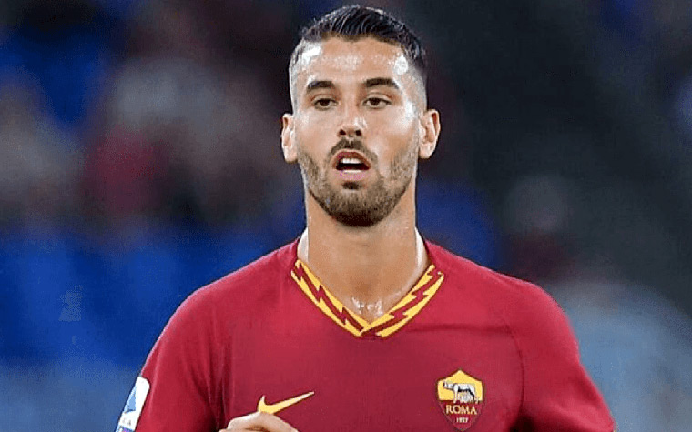 Leonardo Spinazzola, da Roma, é o lateral direito. Atuou em 22 partidas com a camisa do clube.