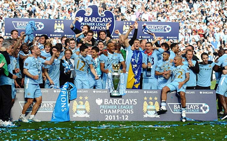 O Manchester City foi campeão da Premier League depois de 44 anos. Foi o primeiro título do Campeonato Inglês depois da compra do clube.
