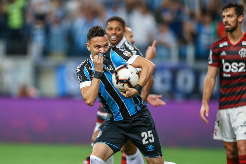 Grêmio: 18º colocado na 6º rodada do Brasileirão de 2019 com 5 pontos. Terminou o campeonato em 4º lugar.