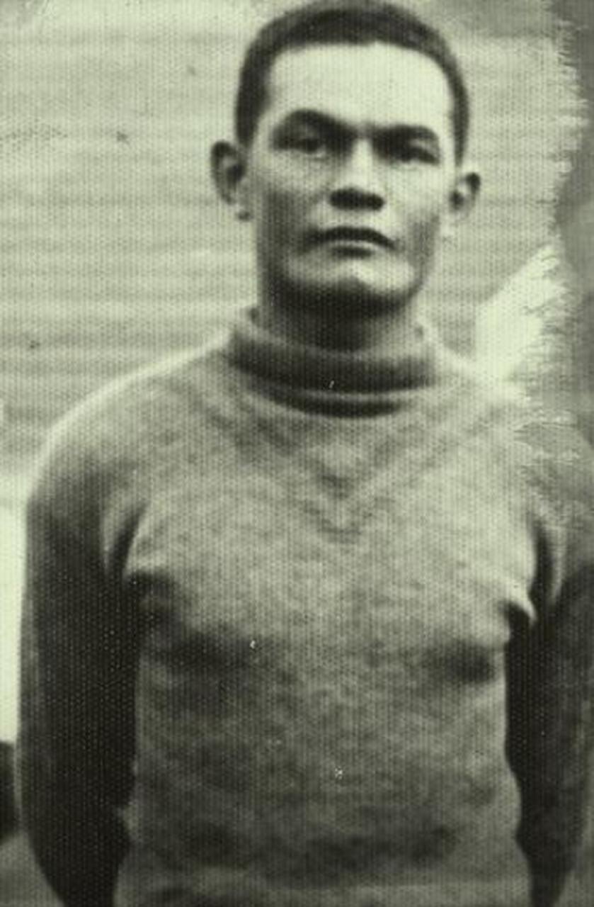 Jaguaré, ex-goleiro de Vasco, Corinthians e Seleção Brasileira, foi o primeiro brasileiro a ser contratado pelo Barcelona, em 1931, após uma excursão do Cruz-Maltino pela Espanha, abrindo a porta para outros brasileiros no clube catalão.