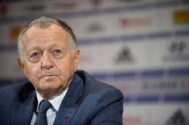 48 - Jean-Michel Aulas (presidente do Lyon)