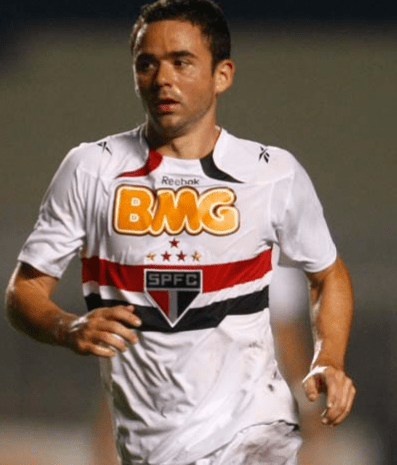 Juan - jogou no clube entre 2011 e 2013 - acordo de R$ 2,399 milhões