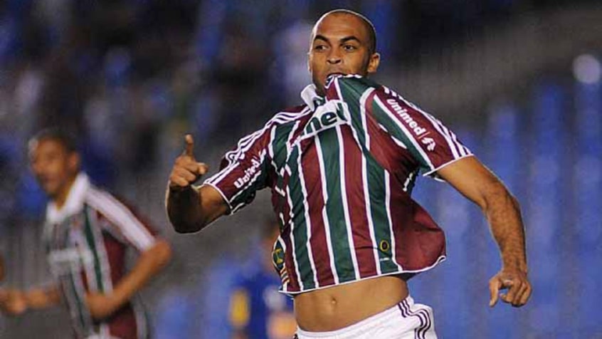 Leandro Euzébio - Bicampeão com o Fluminense, o zagueiro chegou ao Tricolor em 2009 ficou no clube até 2014. Ele passou por Al-Khor (QAT), Náutico, Tupi, Cabofriense, Anápolis e Sergipe. Atualmente, com 38 anos, está sem clube desde que deixou a Cabofriense em 2018.