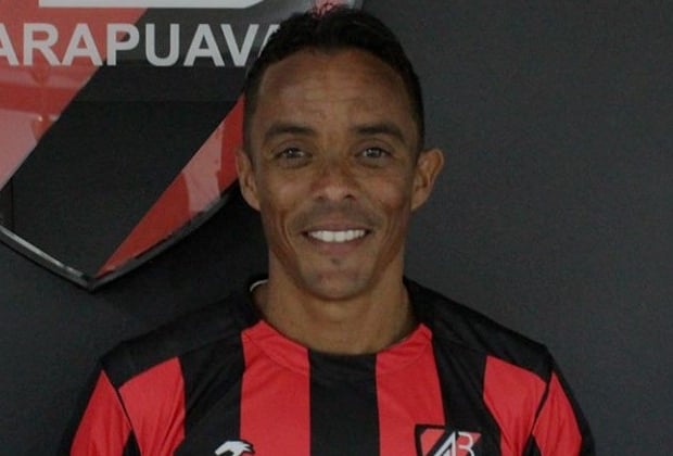Lúcio divide a sétima posição com Arce, também com 25 assistências. O lateral-esquerdo defendeu o Palmeiras entre 2003 e 2007.