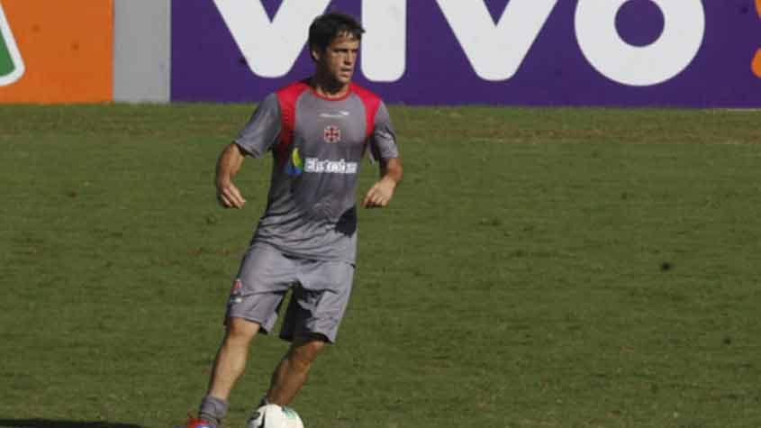 Pipico - Desde 2018 no Santa Cruz e com passagens pelo Macaé, Pipico defendeu o clube de São Januário em 2012. Foram sete partidas e nenhum gol marcado.