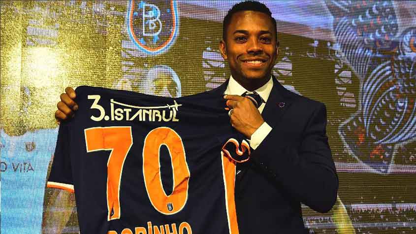 Robinho (İstanbul Başakşehir FK) - Contrato válido até 26 de julho de 2020.