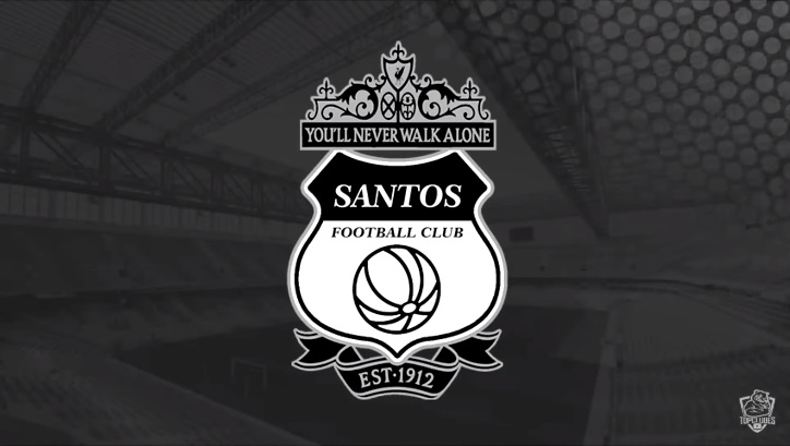 Escudo do Santos com as características do Liverpool.