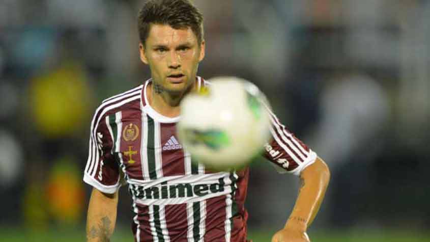 Rafael Sobis - Fluminense - Sobis foi um pedido do técnico Abel Braga. O atleta veio por empréstimo do Al Jazira, dos Emirados Árabes