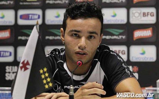 Thiaguinho - Anteriormente vinculado ao Cruzeiro, chegou ao Vasco em 2013, disputou oito partidas e fez um gol. Está no futebol mineiro há três anos.