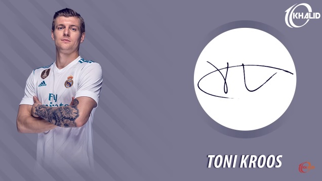 Jogadores e seus respectivos autógrafos: Toni Kroos