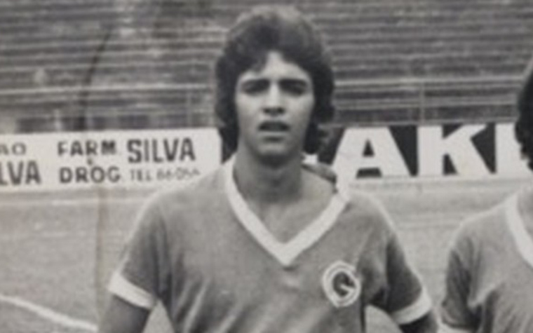 Antes de qualquer coisa, você sabia que Vadão tentou a carreira de jogador? Nos anos 70, passou por Guarani e Botafogo-SP (juvenil) e Paulista, Velo Clube e Capivariano (profissional).