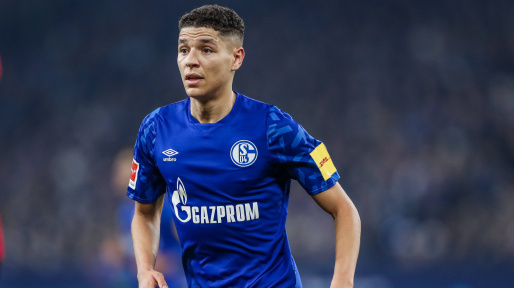 O zagueiro Amine Harit, do Shaclke 04, também foi notificado pelo time após ter descumprido as regras. Ele foi a um bar com amigos em Essen.